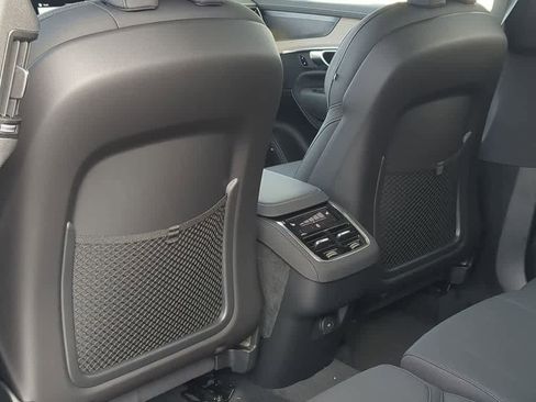 New 2026 Volvo XC90 B6 Plus w/ Protection Package Premier image 17