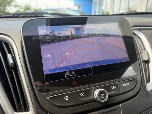 Used 2023 Chevrolet Malibu LT w/ Driver Confidence Package FWD image 5