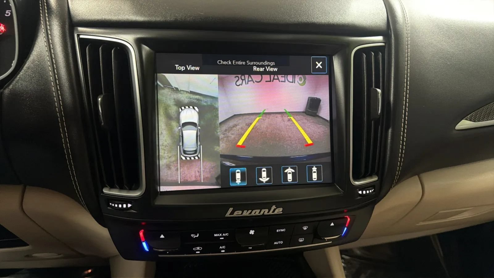 Used 2017 Maserati Levante w/ Luxury Package AWD/4WD image 14