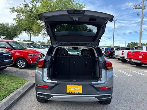 Used 2025 Buick Encore GX Preferred FWD image 17