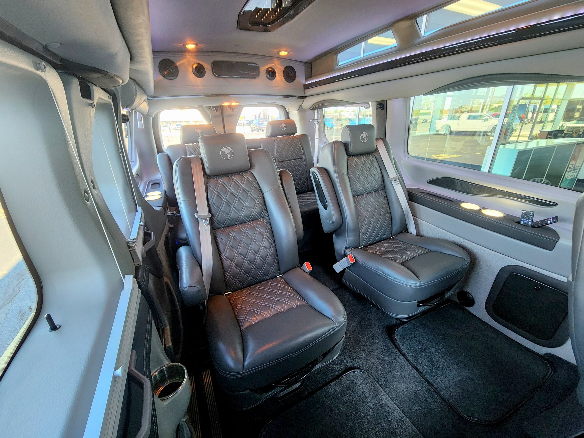 Used 2023 Ford Transit 150 Low Roof AWD image 3