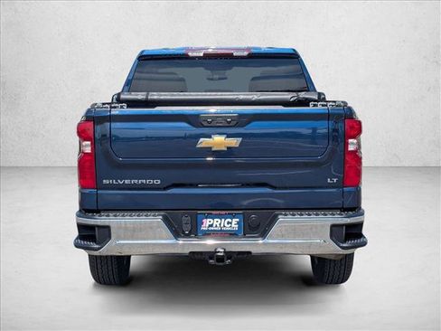Used 2023 Chevrolet Silverado 1500 LT AWD/4WD image 7