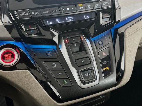 Used 2022 Honda Odyssey Touring image 25