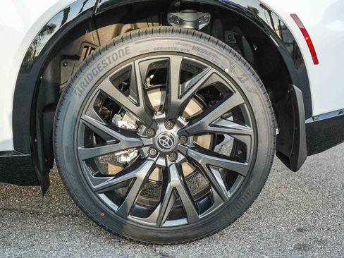 New 2026 Toyota Crown Signia Limited image 10