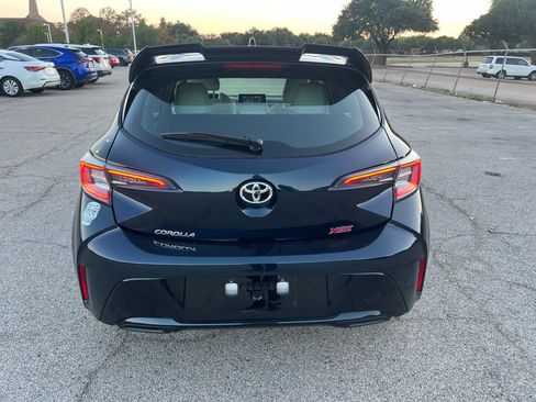 Used 2022 Toyota Corolla XSE FWD image 6