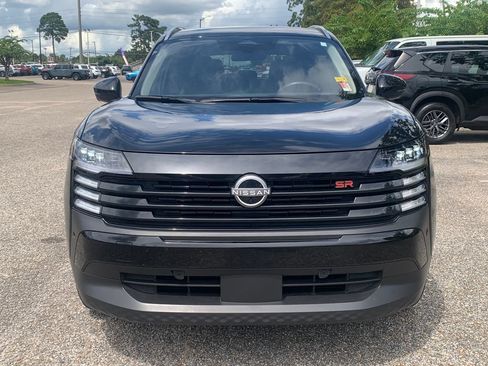 Used 2025 Nissan Kicks SR FWD image 4
