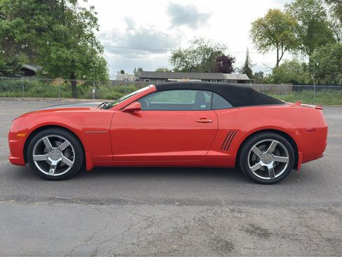 Used 2012 Chevrolet Camaro SS w/ RS Package RWD image 17