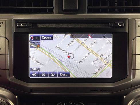 Used 2016 Toyota 4Runner SR5 image 21