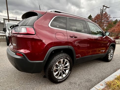 Used 2020 Jeep Cherokee Latitude Plus w/ Cold Weather Group AWD/4WD image 13