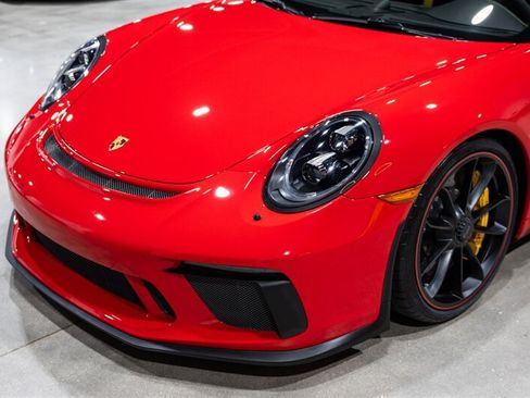 Used 2019 Porsche 911 GT3 RWD image 11