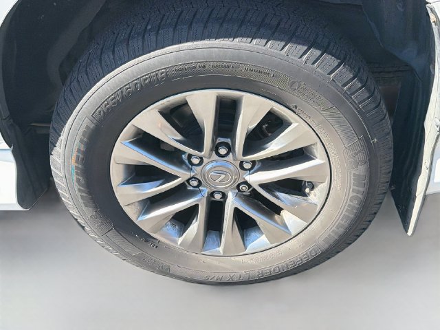 Used 2018 Lexus GX 460 Luxury AWD/4WD image 26