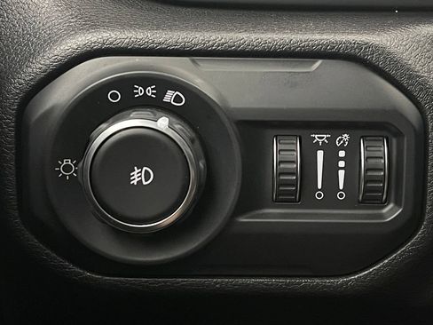 Used 2021 Jeep Wrangler Unlimited Sport AWD/4WD image 20