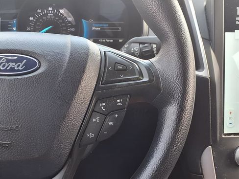 Used 2022 Ford Edge SE image 22