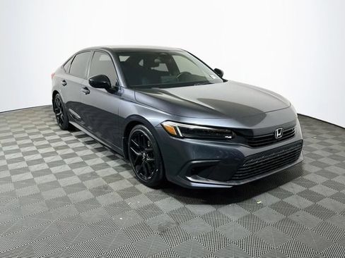 Used 2023 Honda Civic Sport image 1