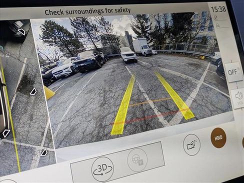 Used 2025 Land Rover Range Rover Long Wheelbase SE image 12