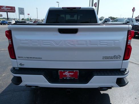 Certified 2023 Chevrolet Silverado 1500 High Country w/ High Country Premium Package AWD/4WD image 6