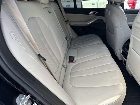 Used 2021 BMW X5 sDrive40i w/ M Sport Package image 12