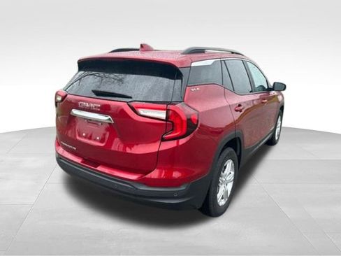 Used 2023 GMC Terrain SLE w/ Driver Convenience Package FWD image 3