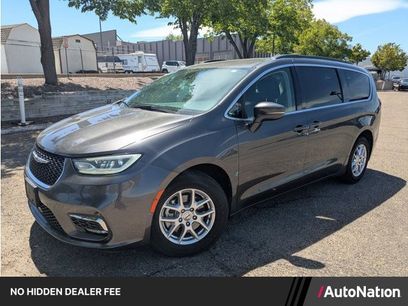 Used 2022 Chrysler Pacifica Touring-L