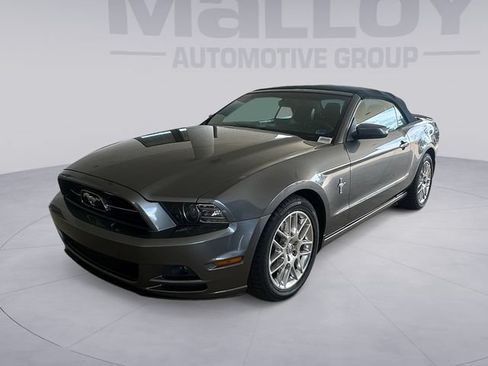Used 2013 Ford Mustang Premium RWD image 1