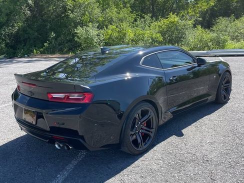 Used 2017 Chevrolet Camaro SS RWD image 3