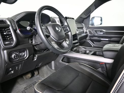 Used 2023 RAM 1500 Laramie AWD/4WD image 23