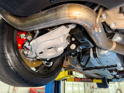 Used 2021 Ford Mustang Shelby GT500 w/ Carbon Fiber Track Pack image 36