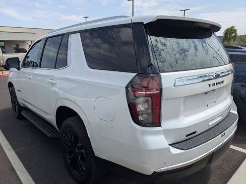 Used 2023 Chevrolet Tahoe LT w/ Luxury Package AWD/4WD image 4