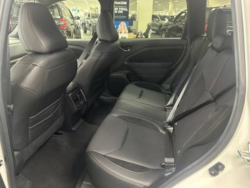 Used 2026 Subaru Forester Touring w/ Touring Package AWD/4WD image 16