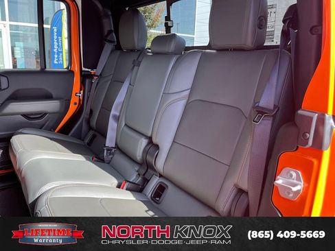 New 2026 Jeep Gladiator Mojave AWD/4WD image 13