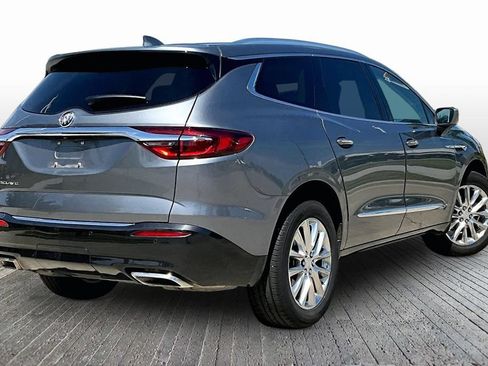 Used 2020 Buick Enclave Premium w/ Sun and Sites Package FWD image 9