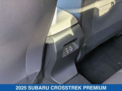 Certified 2025 Subaru Crosstrek 2.0i Premium image 11