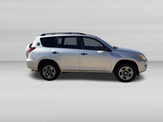 Used 2011 Toyota RAV4 4WD w/ Base L4 Extra Value Pkg video 3