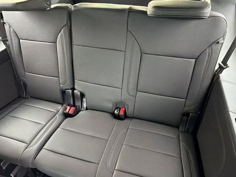 New 2026 Chevrolet Suburban LT w/ Comfort Package image 17