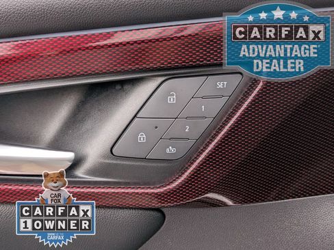 Used 2024 Chevrolet Traverse RS w/ LPO, Floor Liner Package AWD/4WD image 17