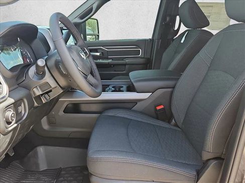 New 2026 RAM 3500 Big Horn AWD/4WD image 4