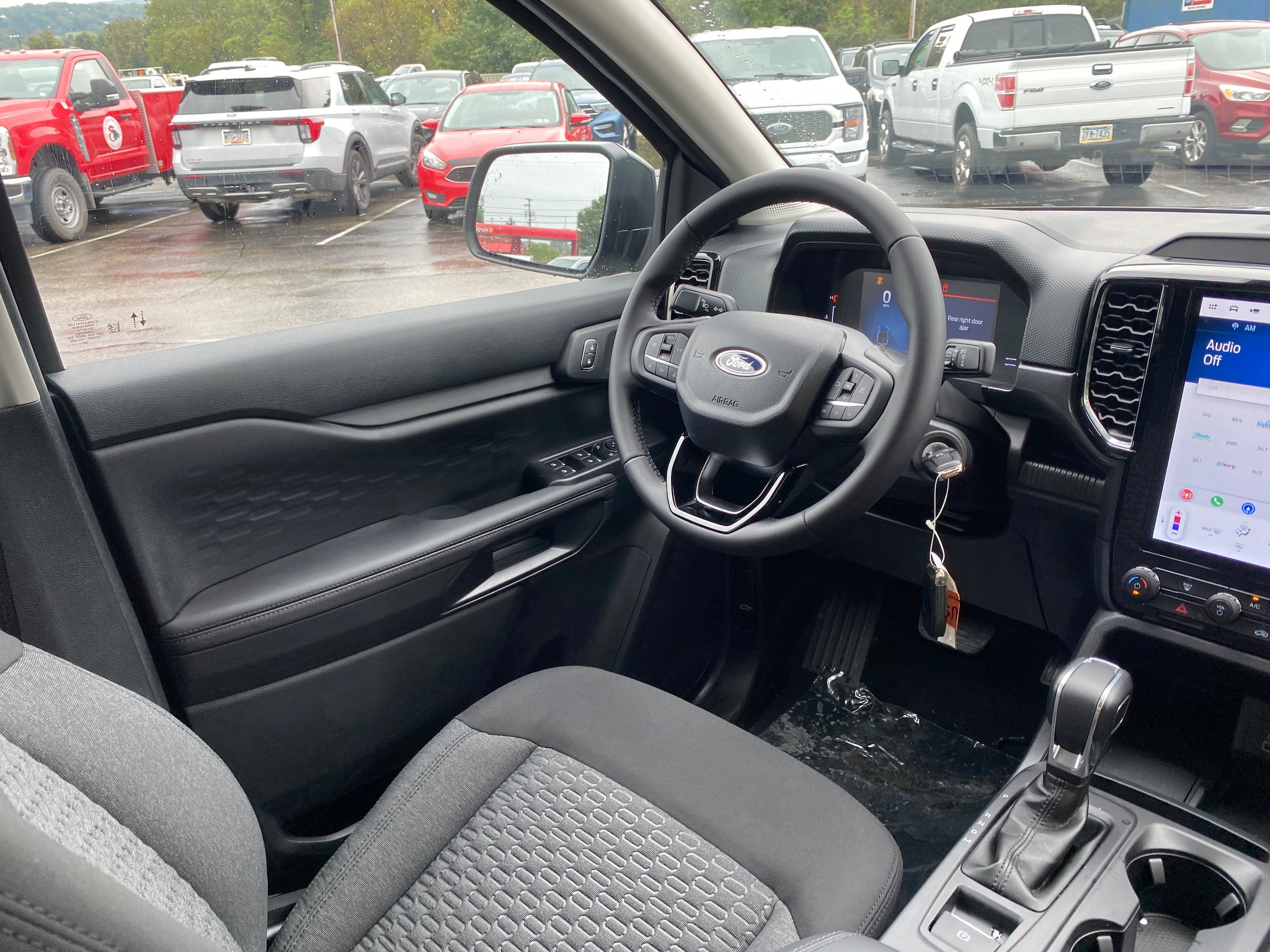 New 2026 Ford Ranger XLT w/ Black Appearance Package AWD/4WD image 25