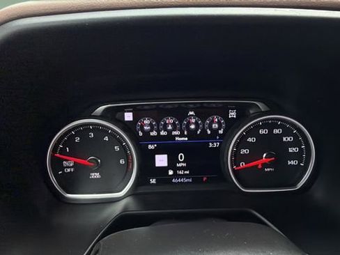 Used 2021 Chevrolet Tahoe High Country w/ Premium Package AWD/4WD image 13