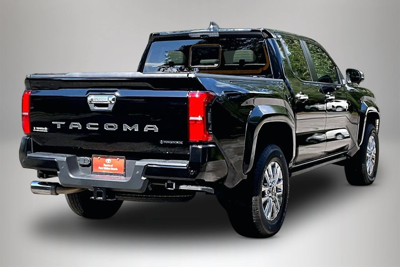 Used 2024 Toyota Tacoma Limited AWD/4WD image 5