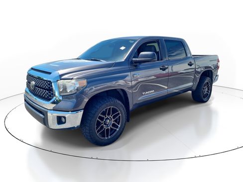 Used 2021 Toyota Tundra SR5 w/ SR5 Leather Package RWD image 3