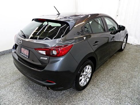 Used 2017 MAZDA MAZDA3 Sport FWD image 6