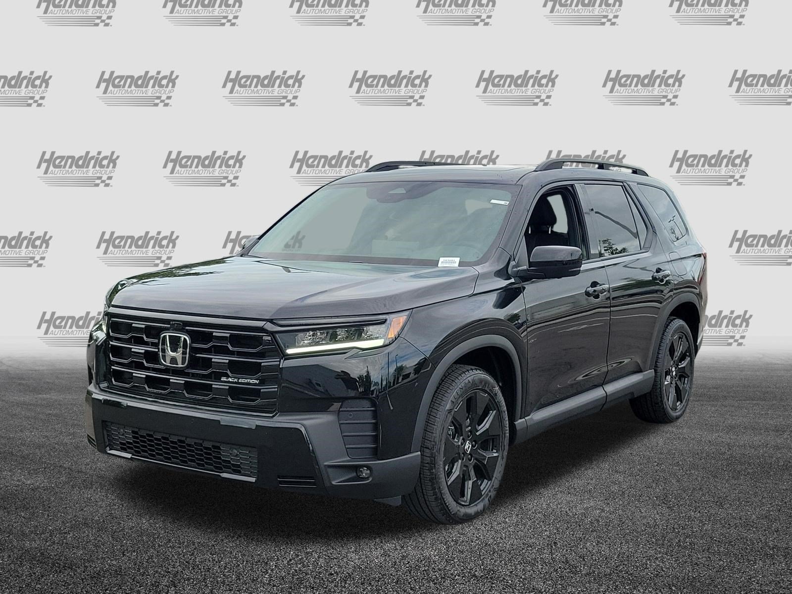 New 2026 Honda Pilot Black Edition image 3