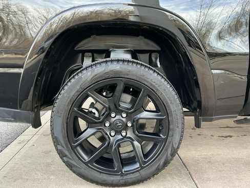 Used 2025 RAM 1500 Laramie w/ Night Edition image 29