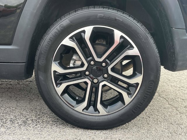 Used 2023 Jeep Compass Limited AWD/4WD image 11