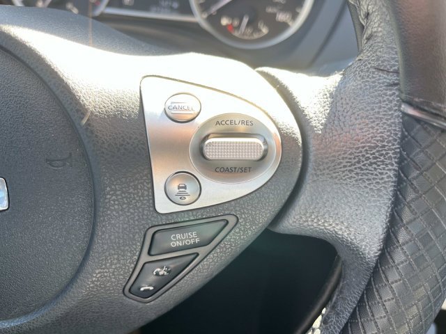 Used 2016 Nissan Sentra SR w/ SR Premium Package FWD image 31