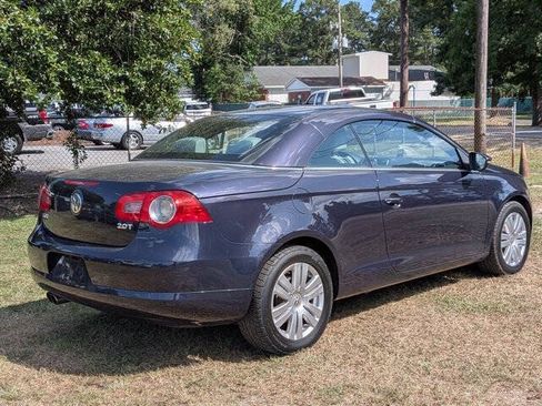 Used 2010 Volkswagen Eos Komfort FWD image 3