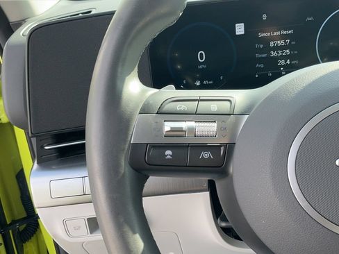 Used 2024 Hyundai Kona Limited FWD image 19