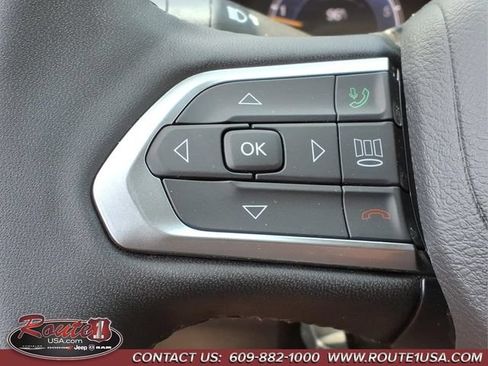 Used 2025 Jeep Compass Limited w/ Elite Group AWD/4WD image 30