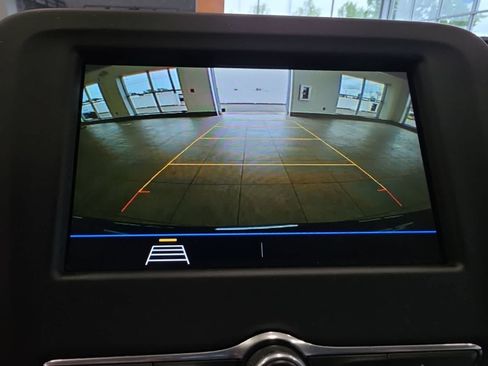 Used 2019 Chevrolet Equinox LT FWD image 27