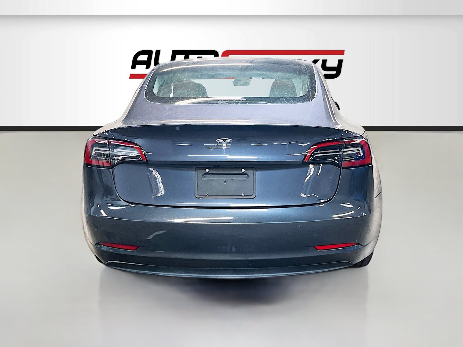 Used 2023 Tesla Model 3 Standard Range RWD image 6